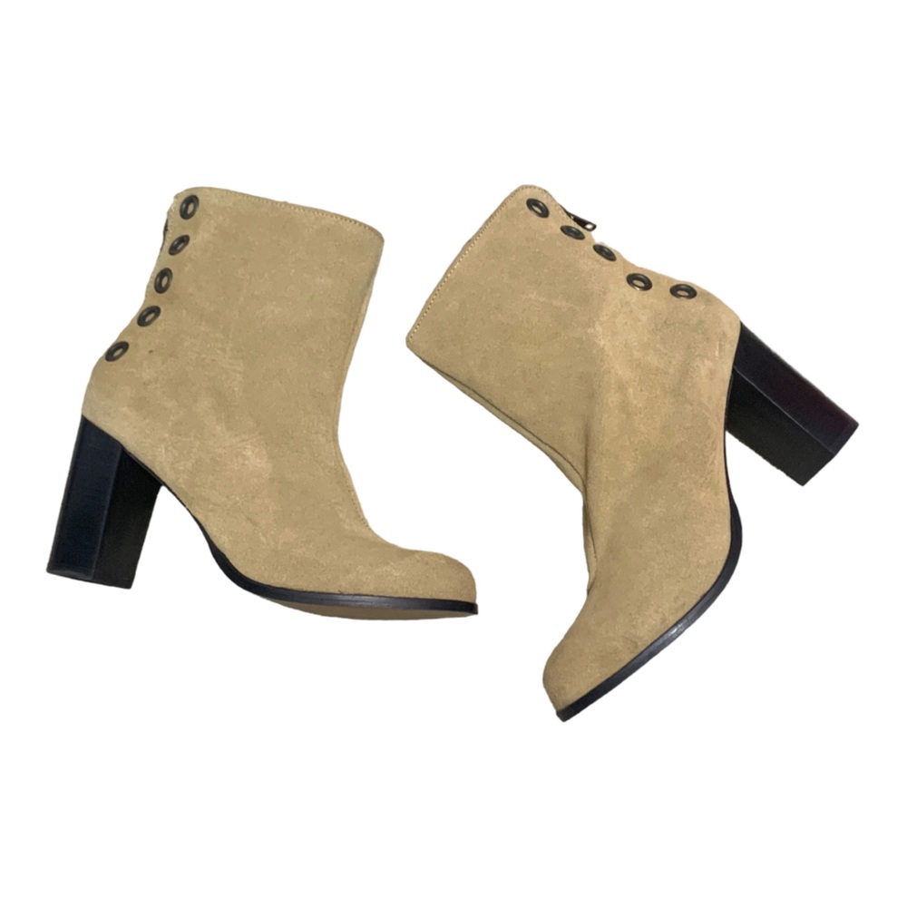 - Musse and Cloud Tan Millie Engineer suede Ankle Boots w grommets Boot 39…